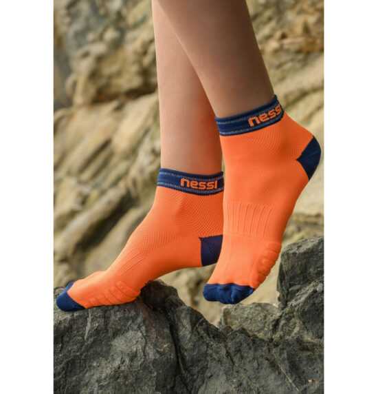 Nessi Sportswear Prodyšné běžecké ponožky Road R RSO-3G Orange + Blue Velikost: 45-47